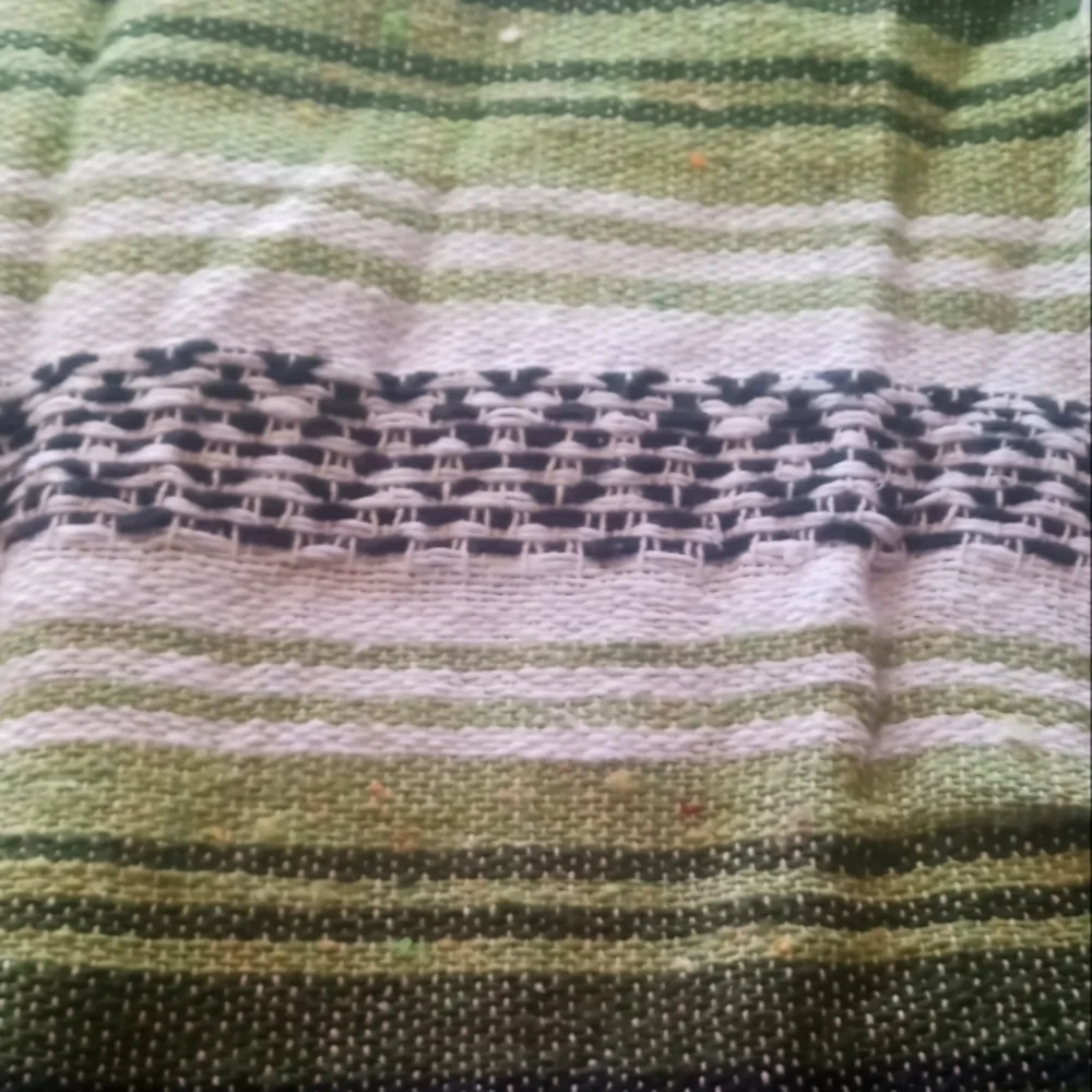 Mexican green poncho onesize fits all handmade - Picture 4 of 4